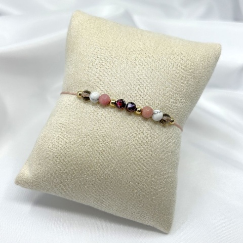 Bransoletka zodiakalna Koziorożec | kwarc dymny, howlit, rodonit, granat